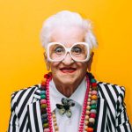 Logo du groupe Love Hurts...